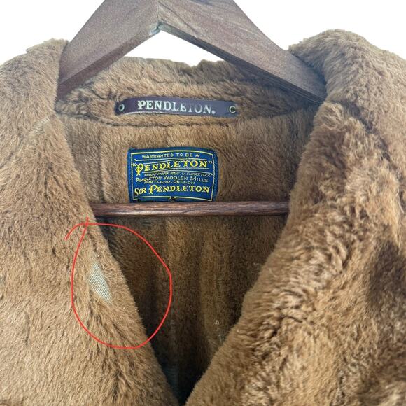 Vintage Sir Pendleton Camel Wool Coat With Faux Fur Collar Est Size Medium Men's - Picture 3 of 7